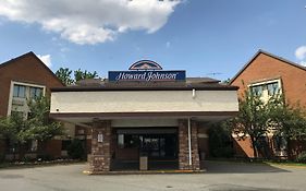 Howard Johnson By Wyndham Newark Airport